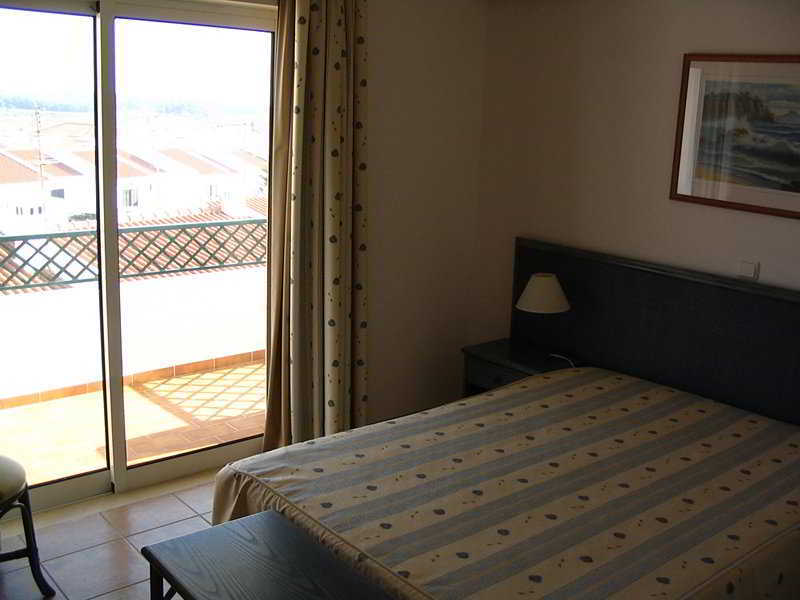 Apartamentos Turisticos Alagoa Praia Алтура Екстериор снимка